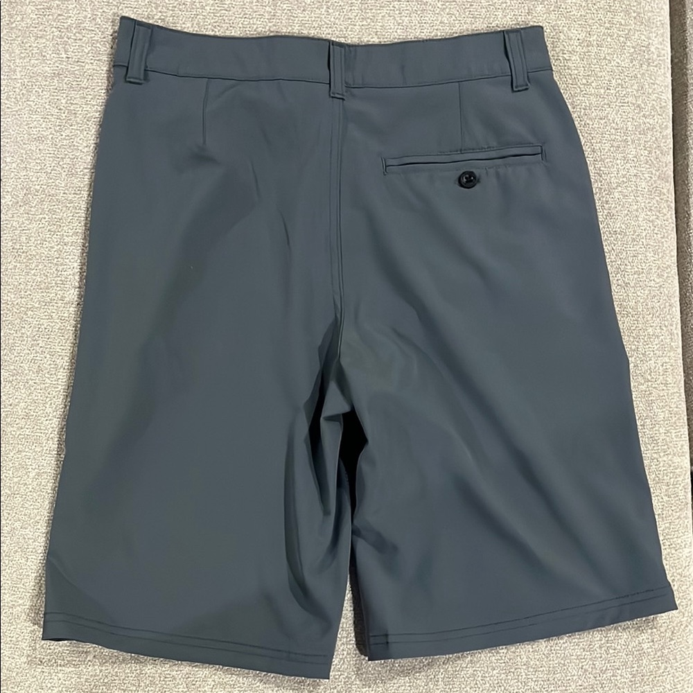 Under Armour Gray and Tan Shorts - Picture 10 of 10